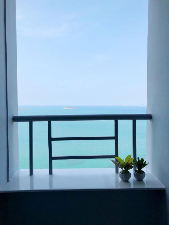 Iseaview Nha Trang Beach Apartment Exterior foto